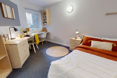 iQ Little Aspley House Student Halls, Firth Street, City Centre, Huddersfield, HD1 3BN - Image 1